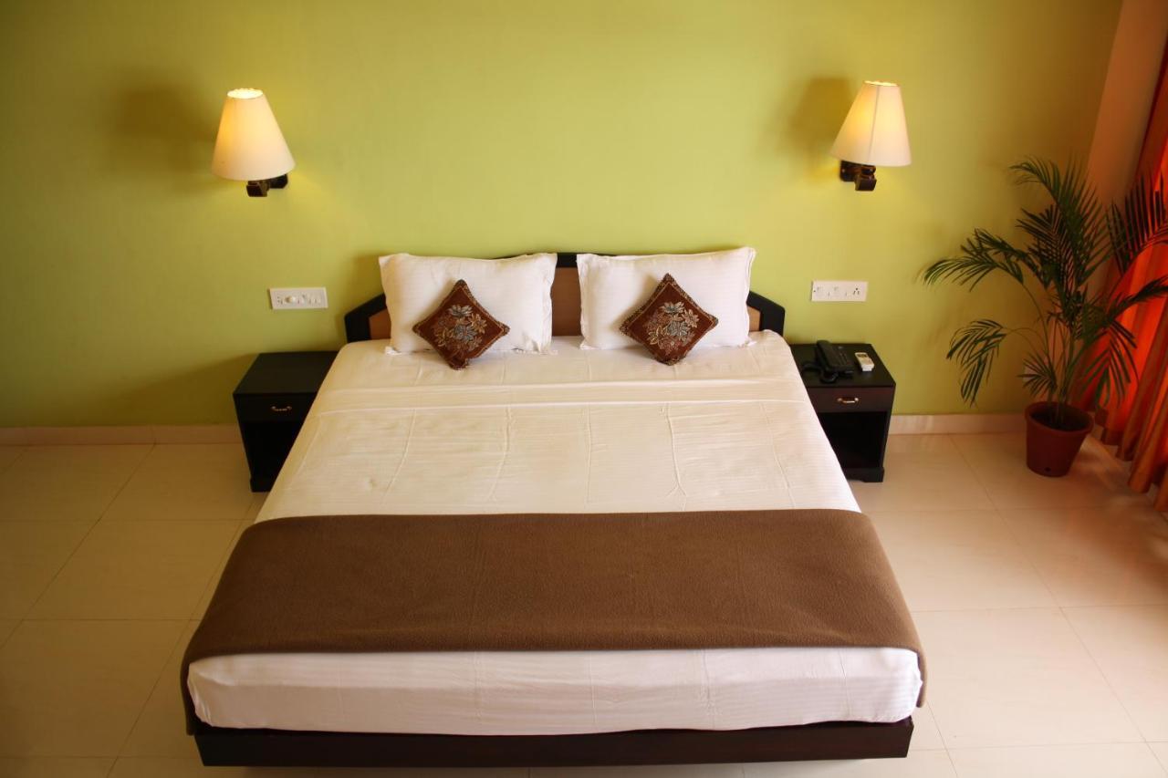The Ocean Park Beach Resort Kovalam Dış mekan fotoğraf