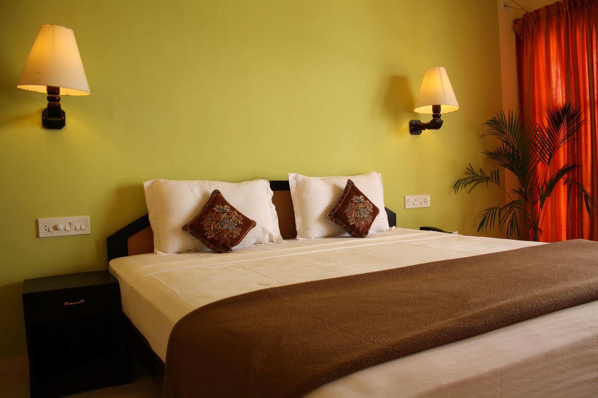 The Ocean Park Beach Resort Kovalam Dış mekan fotoğraf