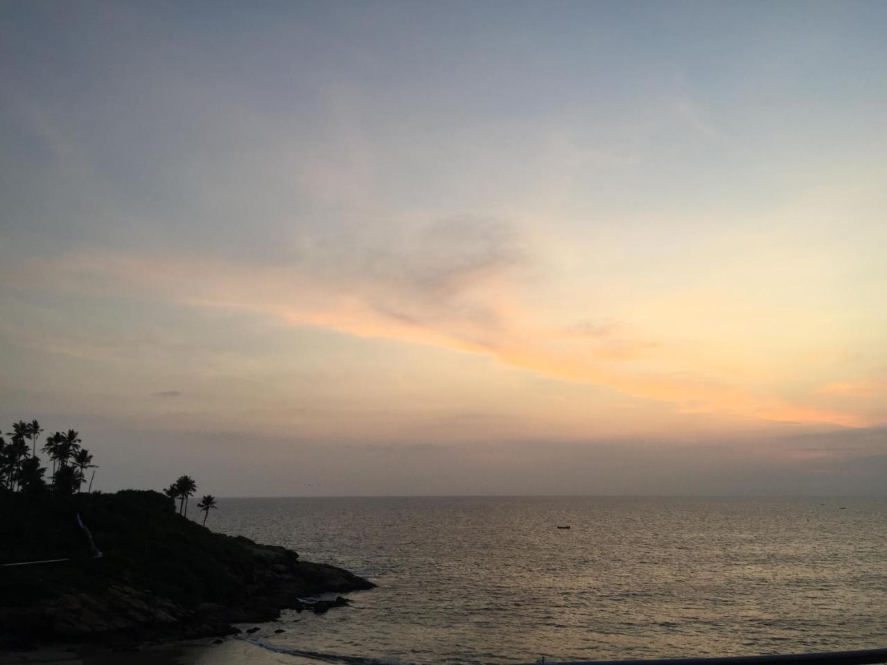 The Ocean Park Beach Resort Kovalam Dış mekan fotoğraf